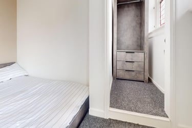 2 bed house, Regent Park Avenue, Rampart Road, Leeds, LS62AU - Image 10