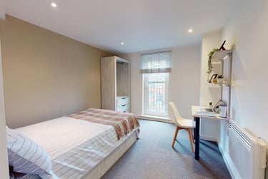 2 bed house, St Ann's Court, Kirkstall, Leeds, LS53LF - Image 5