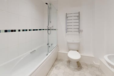 2 bed house, St Ann's Place, Kirkstall, Leeds, LS53LF - Image 12