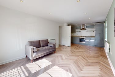 2 bed house, St Ann's Place, Kirkstall, Leeds, LS53LF - Image 10