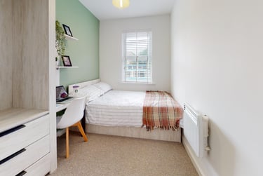 2 bed house, St Ann's Place, Kirkstall, Leeds, LS53LF - Image 10