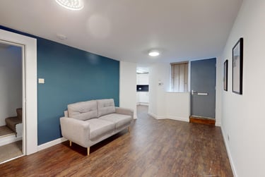 2 bed house, St Michaels Crescent, Headingley, Leeds, LS63AL - Image 3