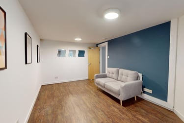 2 bed house, St Michaels Crescent, Headingley, Leeds, LS63AL - Image 4