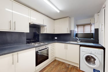 2 bed house, St Michaels Crescent, Headingley, Leeds, LS63AL - Image 5