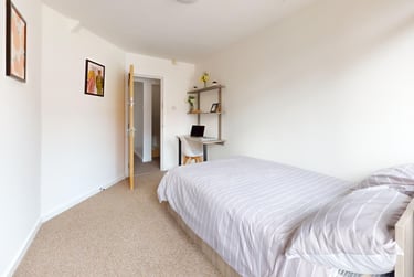 2 bed house, St Michaels Crescent, Headingley, Leeds, LS63AL - Image 11