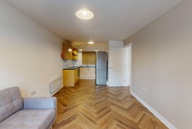 2 bed house, St Michaels Lane, Headingley, Leeds, LS63HS - Image 2