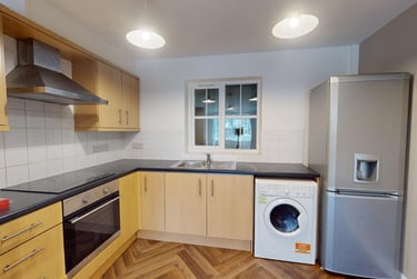 2 bed house, St Michaels Lane, Headingley, Leeds, LS63HS - Image 2