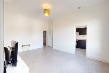 1 bed house, Victoria Terrace, Woodhouse, Leeds, LS31BX - Image 3