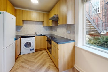 2 bed house, Yalta Court, Woodhouse, Leeds, LS29AG - Image 14