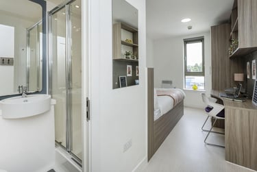 Gold Ensuite at Foundry Courtyard, 214 Kennedy Street, Glasgow Caledonian University, Glasgow, G40DB - Image 3