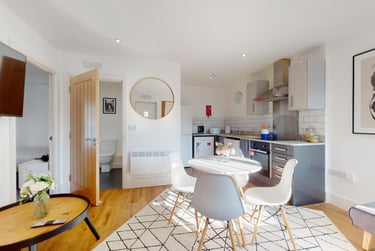 2 bed house, Montpelier Road, Dunkirk, Nottingham, NG72JY - Image 2