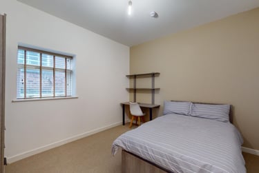 3 bed house, Hyde Terrace, Woodhouse, Leeds, LS29LN - Image 3