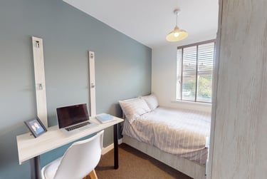 2 bed house, St Ann's Court, Kirkstall, Leeds, LS53LF - Image 6