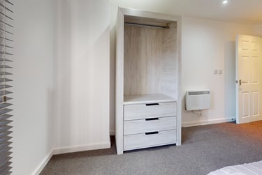 2 bed house, St Ann's Court, Kirkstall, Leeds, LS53LF - Image 12