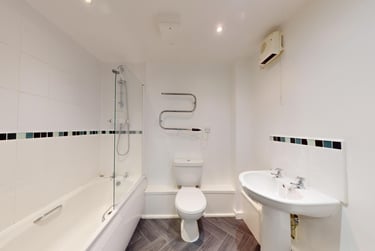 2 bed house, St Ann's Court, Kirkstall, Leeds, LS53LF - Image 7