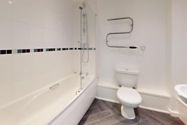 2 bed house, St Ann's Court, Kirkstall, Leeds, LS53LF - Image 11