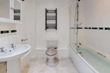 2 bed house, St Ann's Place, Kirkstall, Leeds, LS53LF - Image 11