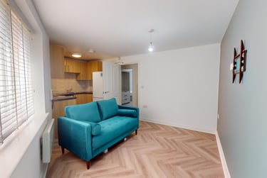 2 bed house, Yalta Court, Woodhouse, Leeds, LS29AG - Image 4
