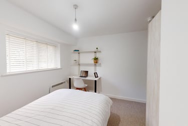 2 bed house, Yalta Court, Woodhouse, Leeds, LS29AG - Image 12
