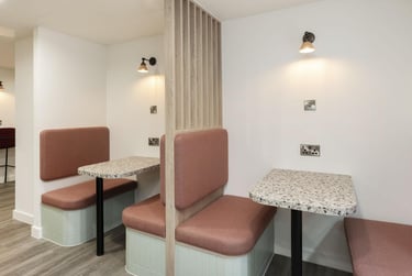 Sky Light Plus Studio at Headrow Court, Park Cross Street, Hyde Park, Leeds, LS12QJ - Image 7