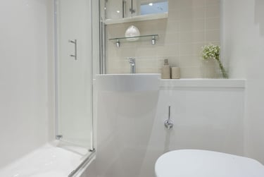 Classic Studio at Waterloo House, Fawcett Street, City Centre, York, YO104GB - Image 4