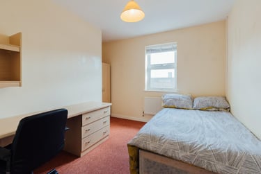 4 bed house, Havelock Street, City Centre, Loughborough, LE115DH - Image 1