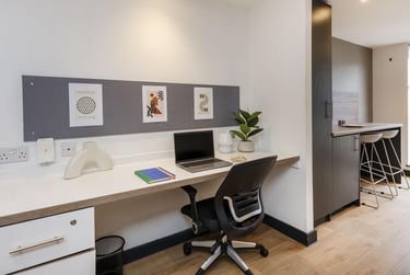 Premium Studio at Innovo House, 60 Devon Street, Low Hill, Liverpool, L38AJ - Image 4