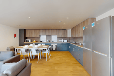 8 Bed Premium En-suite - Image 6