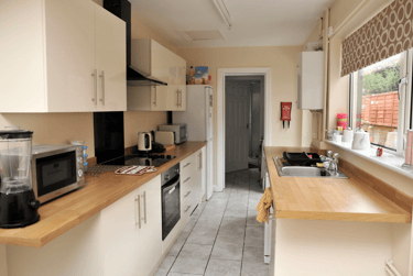 5 bed house, Gresham Street, West End, Lincoln, LN11PZ - Image 1