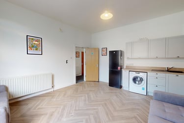 4 bed house, Moorland Avenue, Hyde Park, Leeds, LS61AP - Image 5