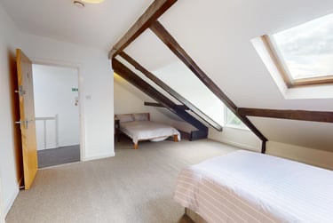 4 bed house, Moorland Avenue, Hyde Park, Leeds, LS61AP - Image 2