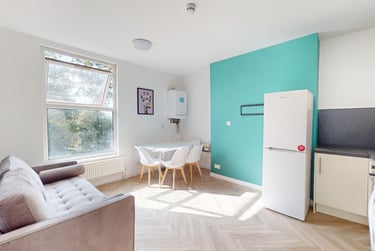 3 bed house, Moorland Avenue, Hyde Park, Leeds, LS61AP - Image 3