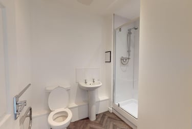 2 bed house, St Ann's Court, Kirkstall, Leeds, LS53LF - Image 8