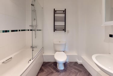 2 bed house, St Ann's Court, Kirkstall, Leeds, LS53LF - Image 10