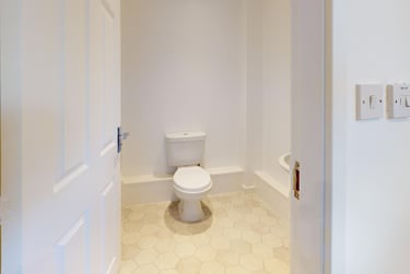 2 bed house, St Ann's Place, Kirkstall, Leeds, LS53LF - Image 11