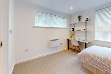 2 bed house, St Ann's Place, Kirkstall, Leeds, LS53LF - Image 13