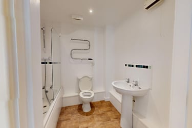 2 bed house, St Ann's Place, Kirkstall, Leeds, LS53LF - Image 5