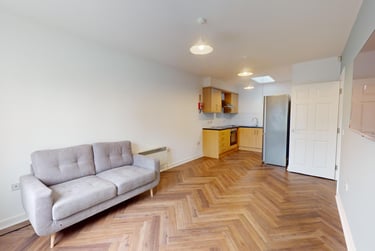 2 bed house, St Michaels Lane, Headingley, Leeds, LS63HS - Image 2