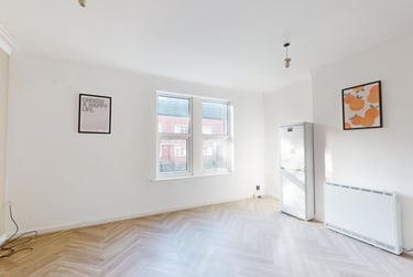 3 bed house, The Village Street, Burley, Leeds, LS42PR - Image 3