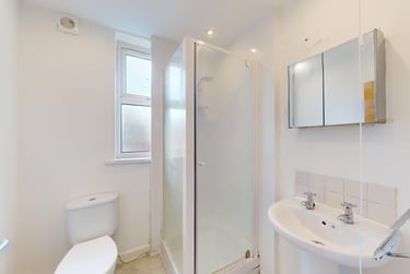 3 bed house, The Village Street, Burley, Leeds, LS42PR - Image 14