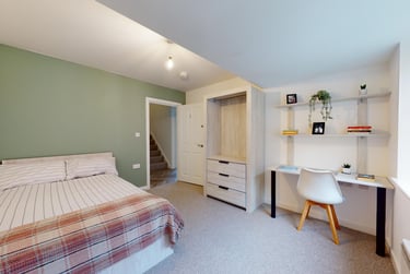 4 bed house, Yalta Court, Woodhouse, Leeds, LS29AG - Image 9