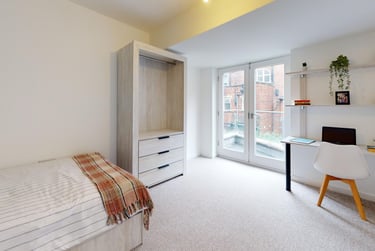 4 bed house, Yalta Court, Woodhouse, Leeds, LS29AG - Image 13