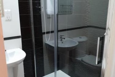 5 bed house, Burscough Street, City Centre, Ormskirk, L392EG - Image 3