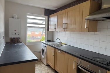 2 bed house, Gort Place, Gilesgate, Durham, DH11EY - Image 1
