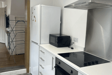 2 bed house, Pavilion Crescent, Newland, Hull, HU51PU - Image 3