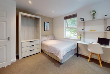 2 bed house, St Ann's Court, Kirkstall, Leeds, LS53LF - Image 12