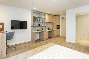 Superior Adaptable Studio Floors 1-5 at The Fabric Works, 4 Leylands Road, Hyde Park, Leeds, LS27FF - Image 4