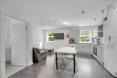 3 bed house, Broomhall Court, Broomhall, Sheffield, S102DN - Image 1