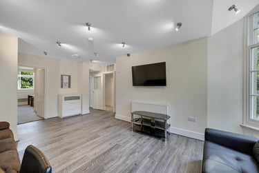 4 bed house, Broomhall Road, Broomhall, Sheffield, S102DN - Image 2