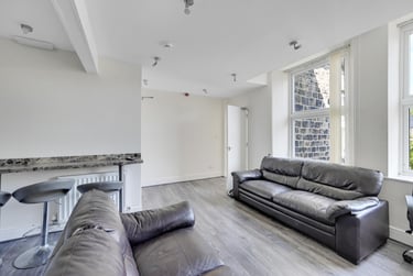 5 bed house, Broomhall Road, Broomhall, Sheffield, S102DN - Image 1